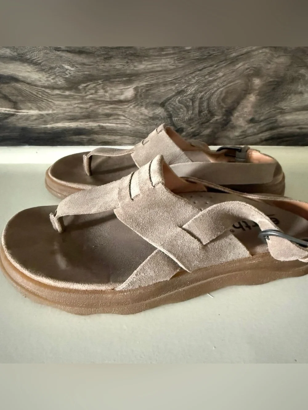 Earth luciana suede